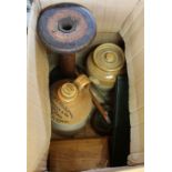 Various items of stoneware,