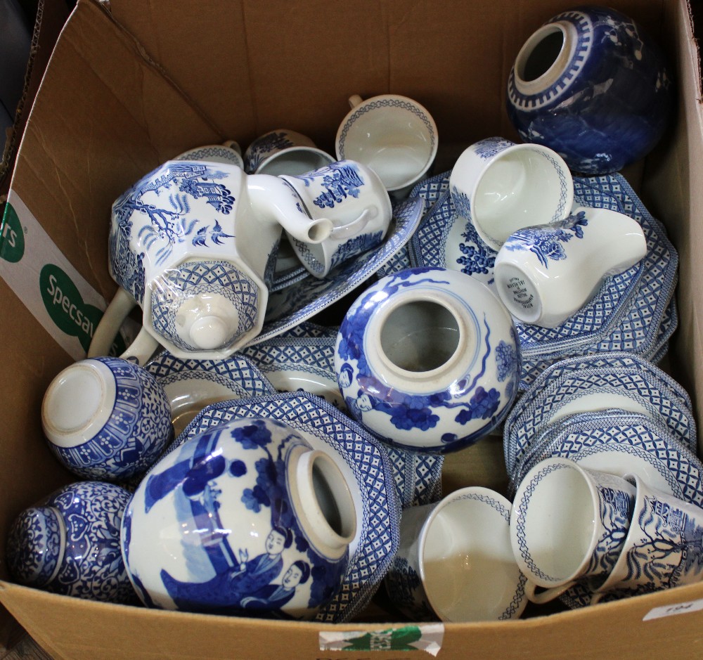 A Meakins Willow pattern part dinner and tea set plus various Chinese ginger jars