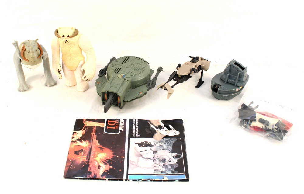 Speeder bike, Endor Forest Ranger, Taun Taun, Hoth Wampa, accessories,