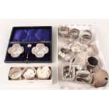 A mixed silver lot to include napkin rings,