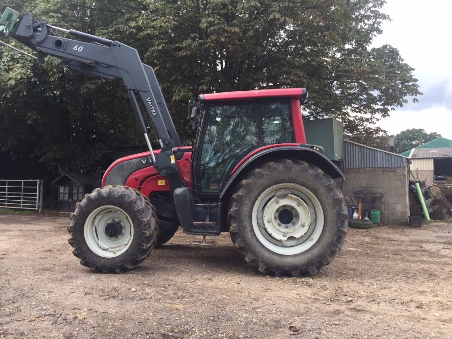 Valtra N141 4wd Tractor, 9474 hours, - Image 2 of 5