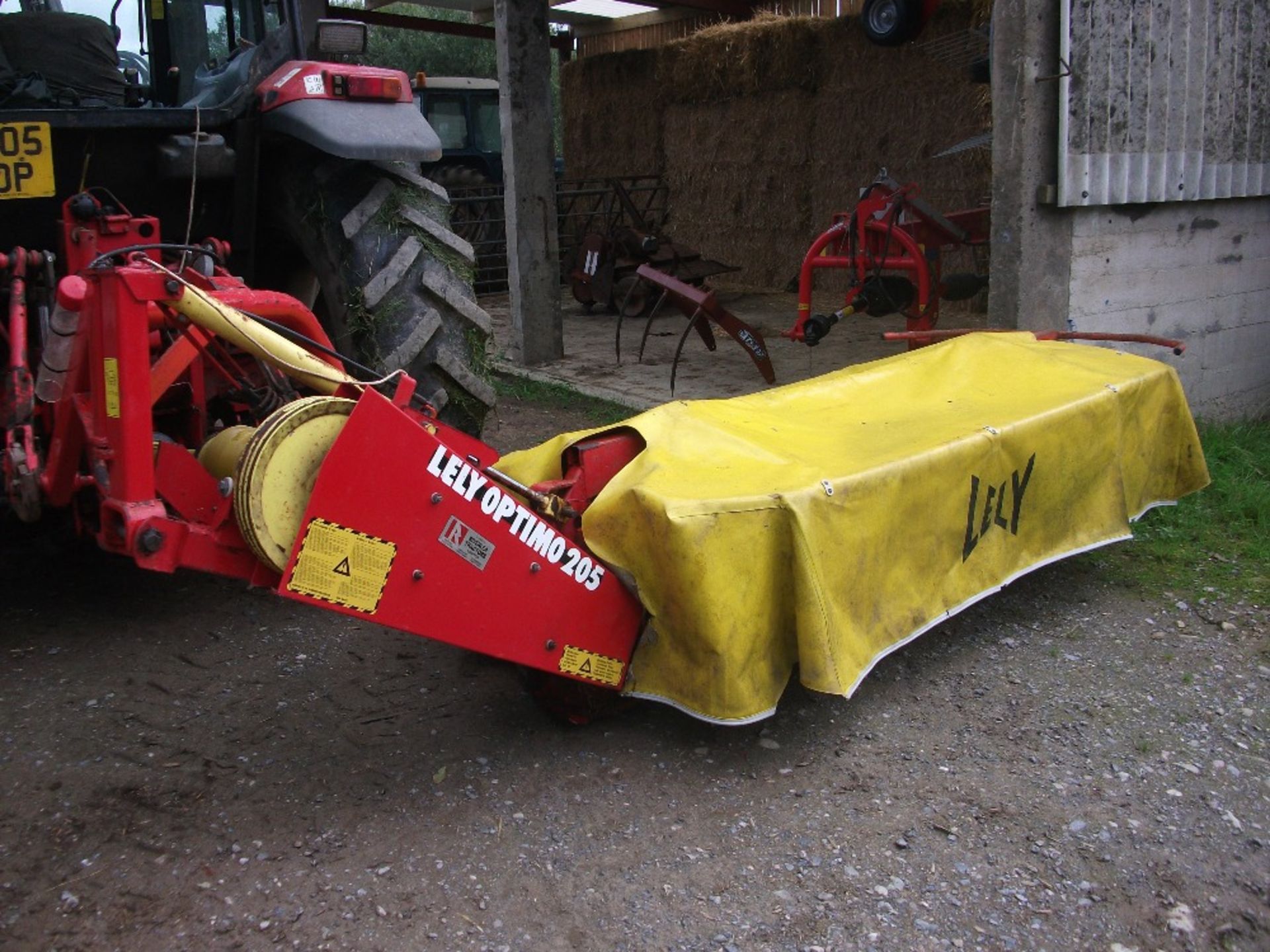 Lely Optimo 205 disc mower, advised has done very little work and is in very good working order,