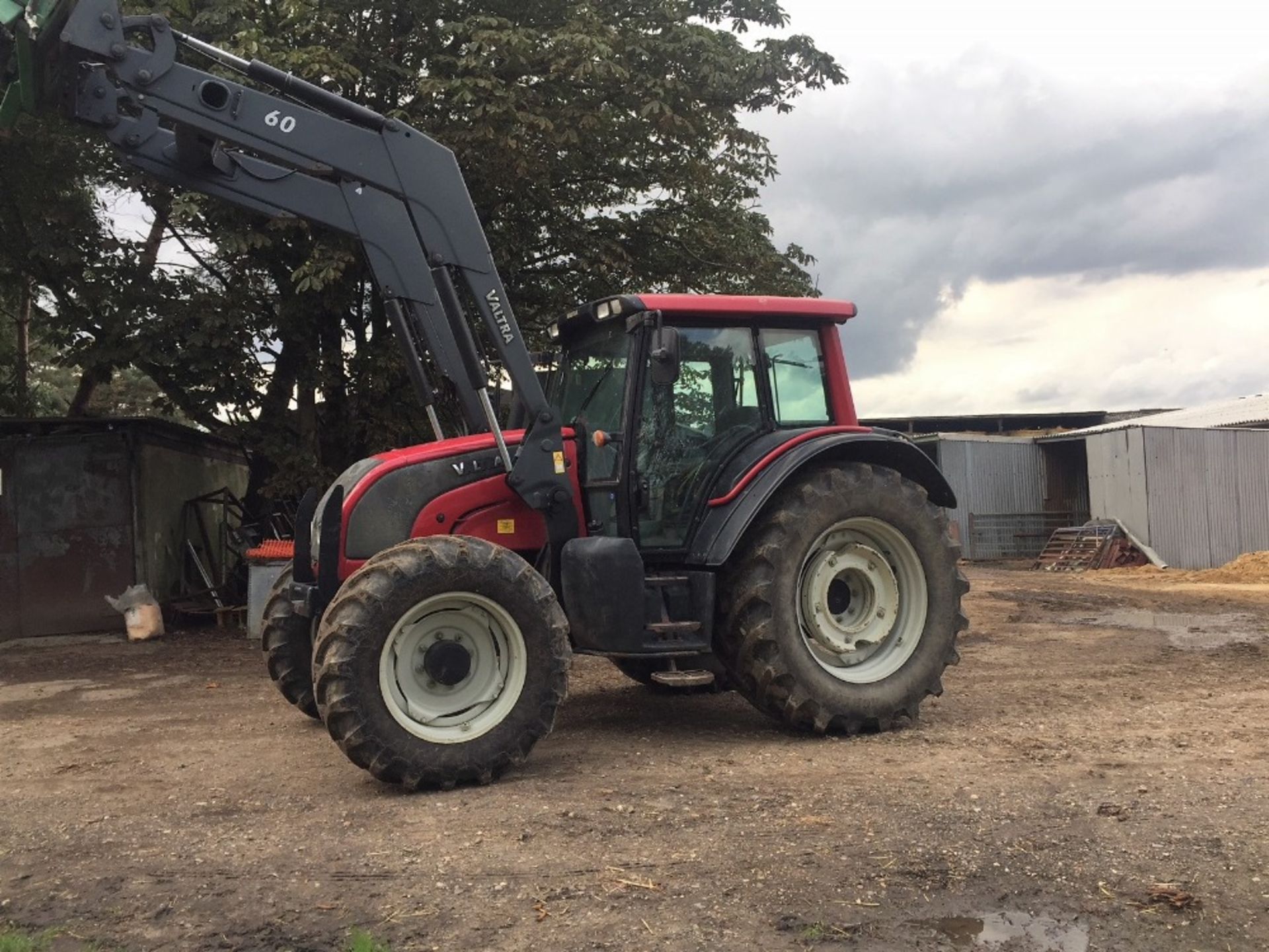 Valtra N141 4wd Tractor, 9474 hours,