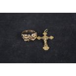A gold knot ring,
