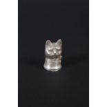 A silver cats head vesta