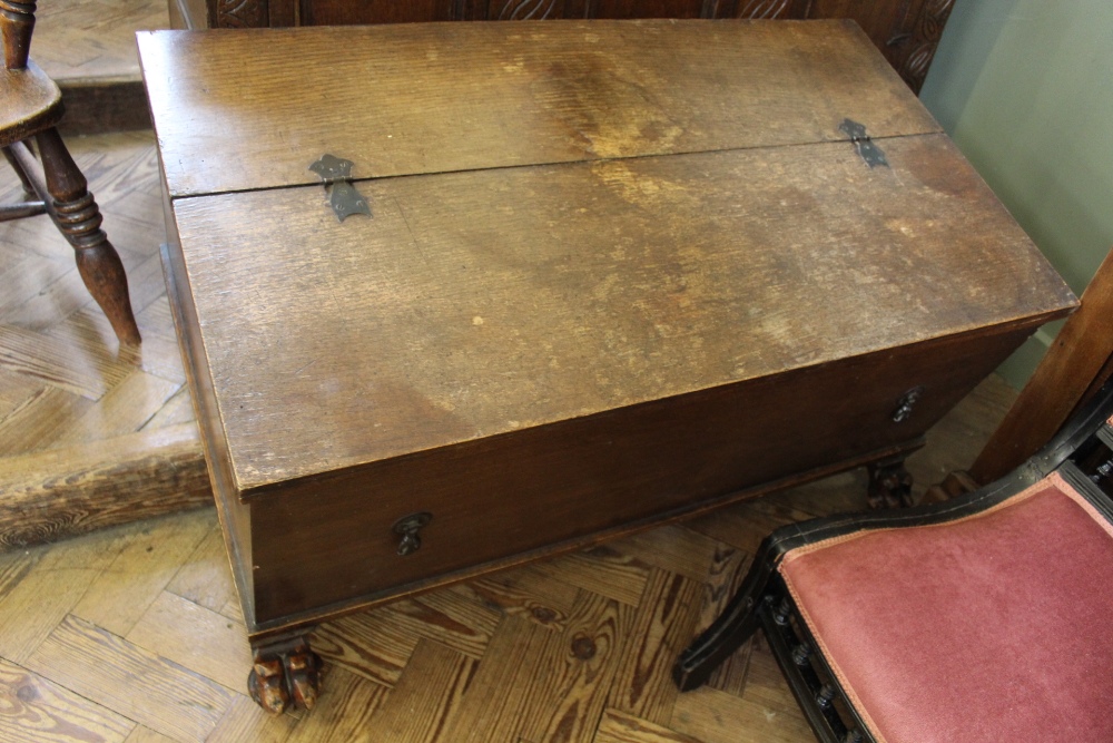 A folding oak cake stand, - Image 2 of 2