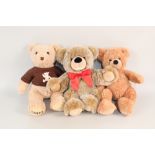 Three various coloured Steiff bears