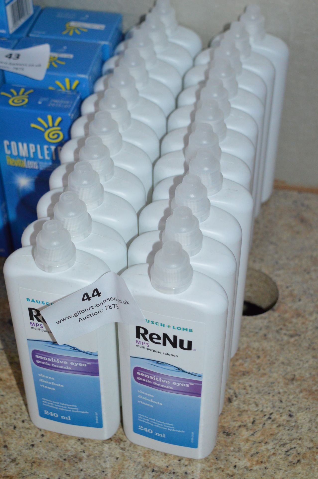 *22 x240ml of Renu by Bausch + Lomb Contact Lens F