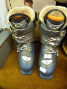 Salomon Skiing Boots Size: 6