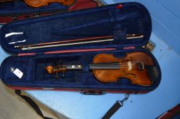 *Quarter Size Training Violin with Bow in Carry Ca