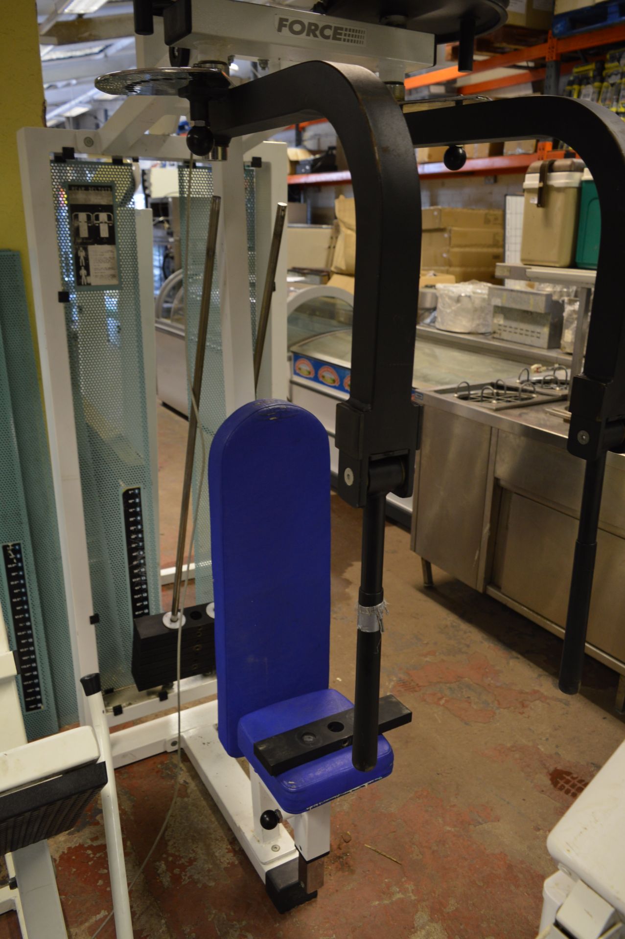 4 Pieces of Assorted Strength Machinery including Rear Deltoid, Hip Conditioner, Leg Press etc - - Image 2 of 4