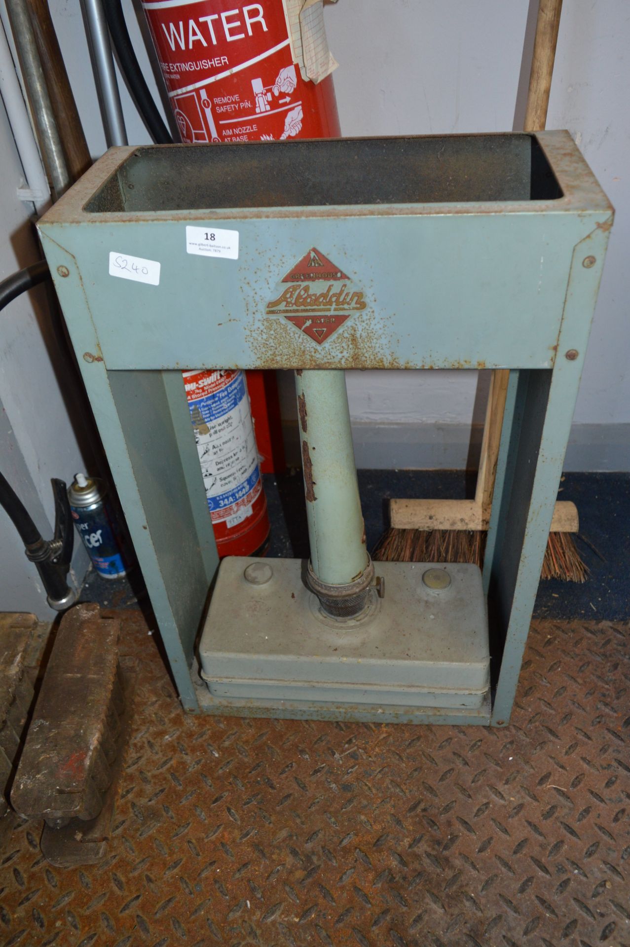 Aladdin Paraffin Greenhouse Heater