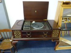 Gramophone Cabinet with Dynatron SRX85 Record Play
