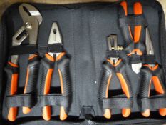 *Plier and Grip Set