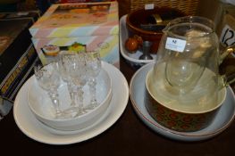 Kitchenware: Mixing Bowls, Drinking Glassware, Des