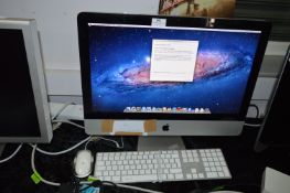 Apple iMac with Keyboard & Mouse