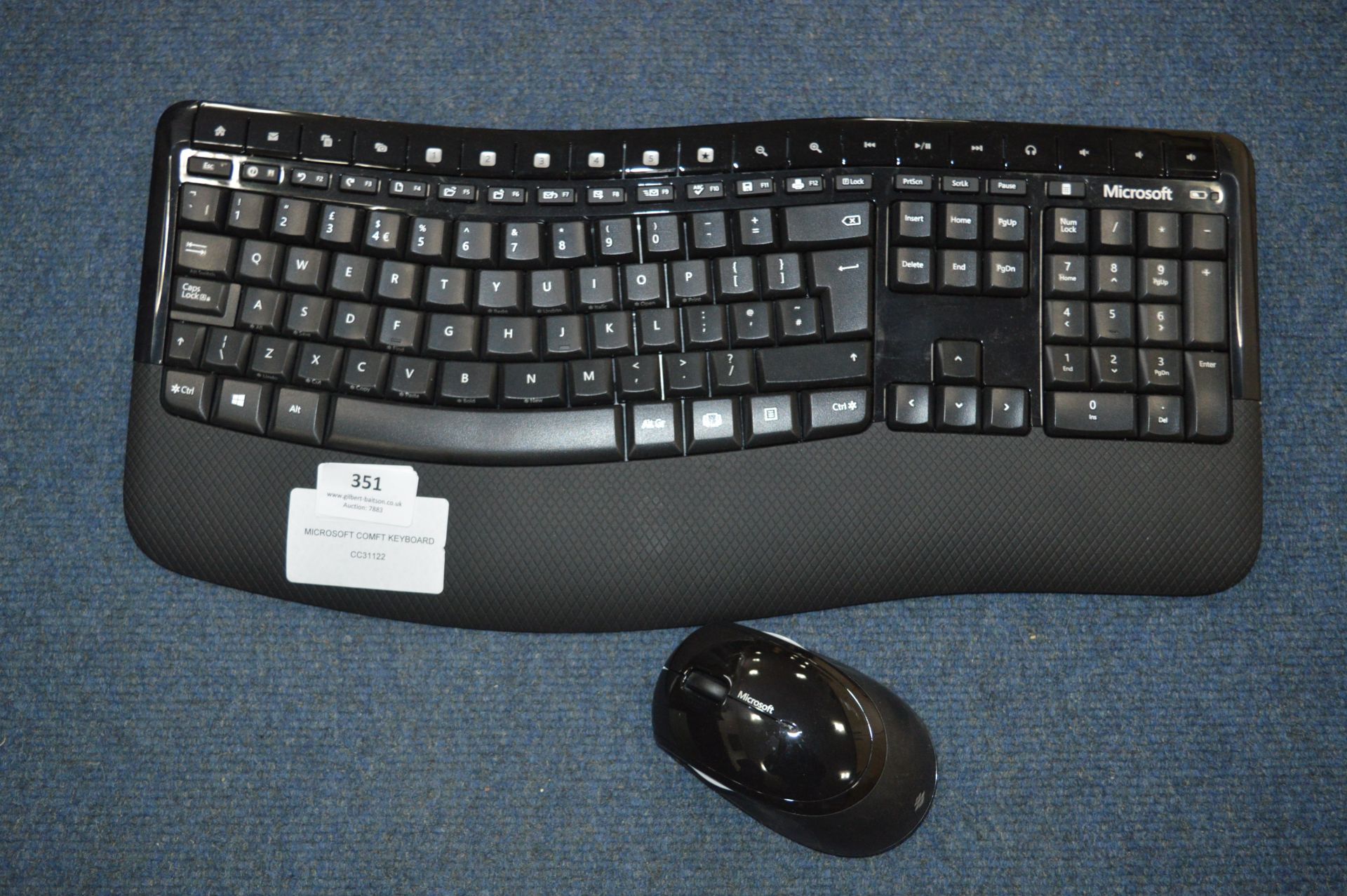 *Microsoft Comfort Keyboard