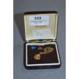 9cT Gold Chain & Heart Locket - Approx 3.1g