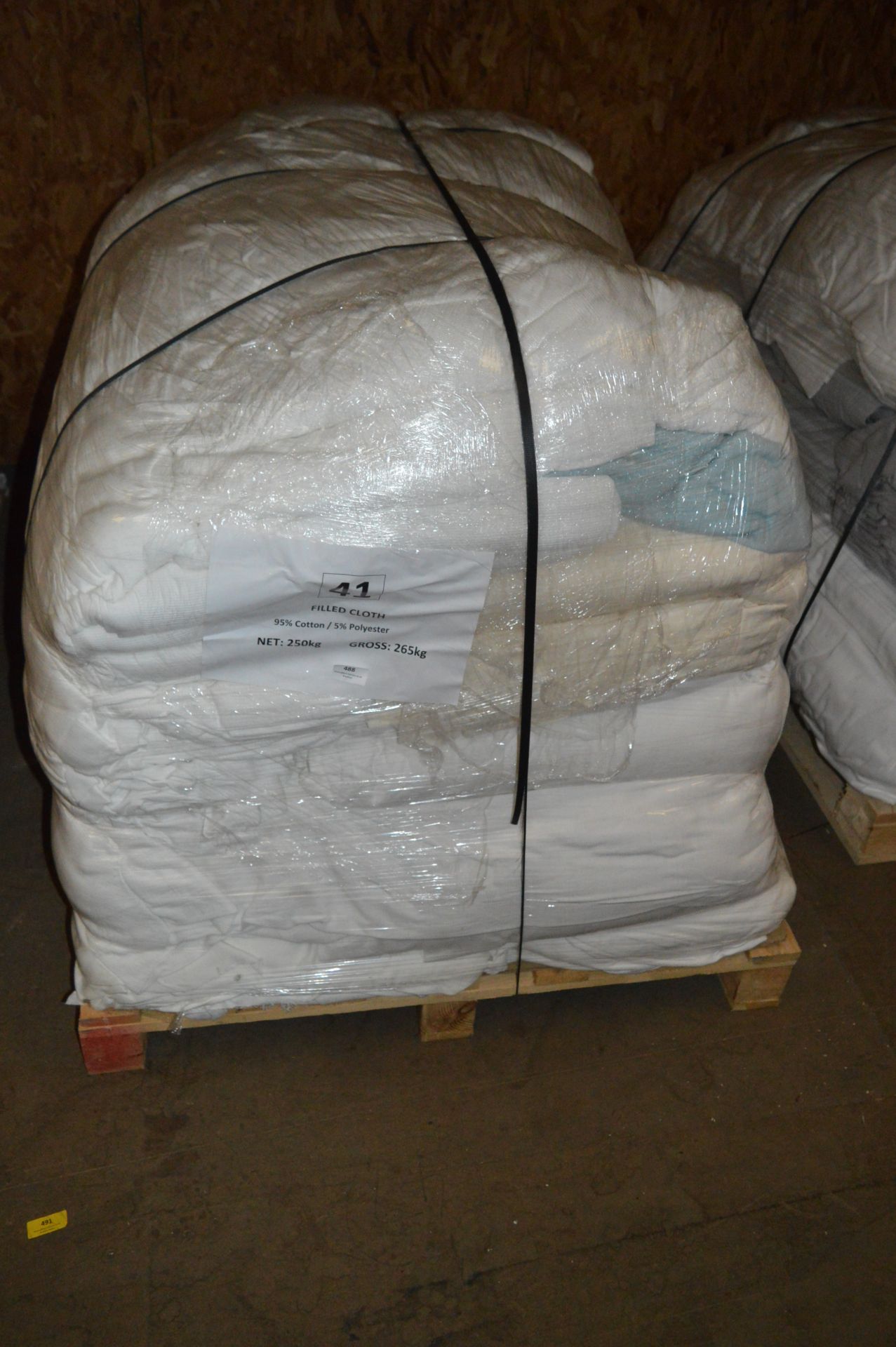 *Pallet Containing 250kg 95% Cotton, 5% Polyester Filled Cloth