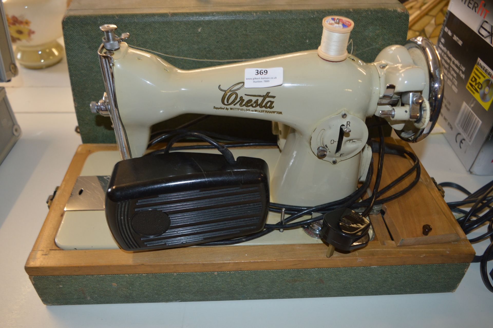 Cresta Electric Sewing Machine