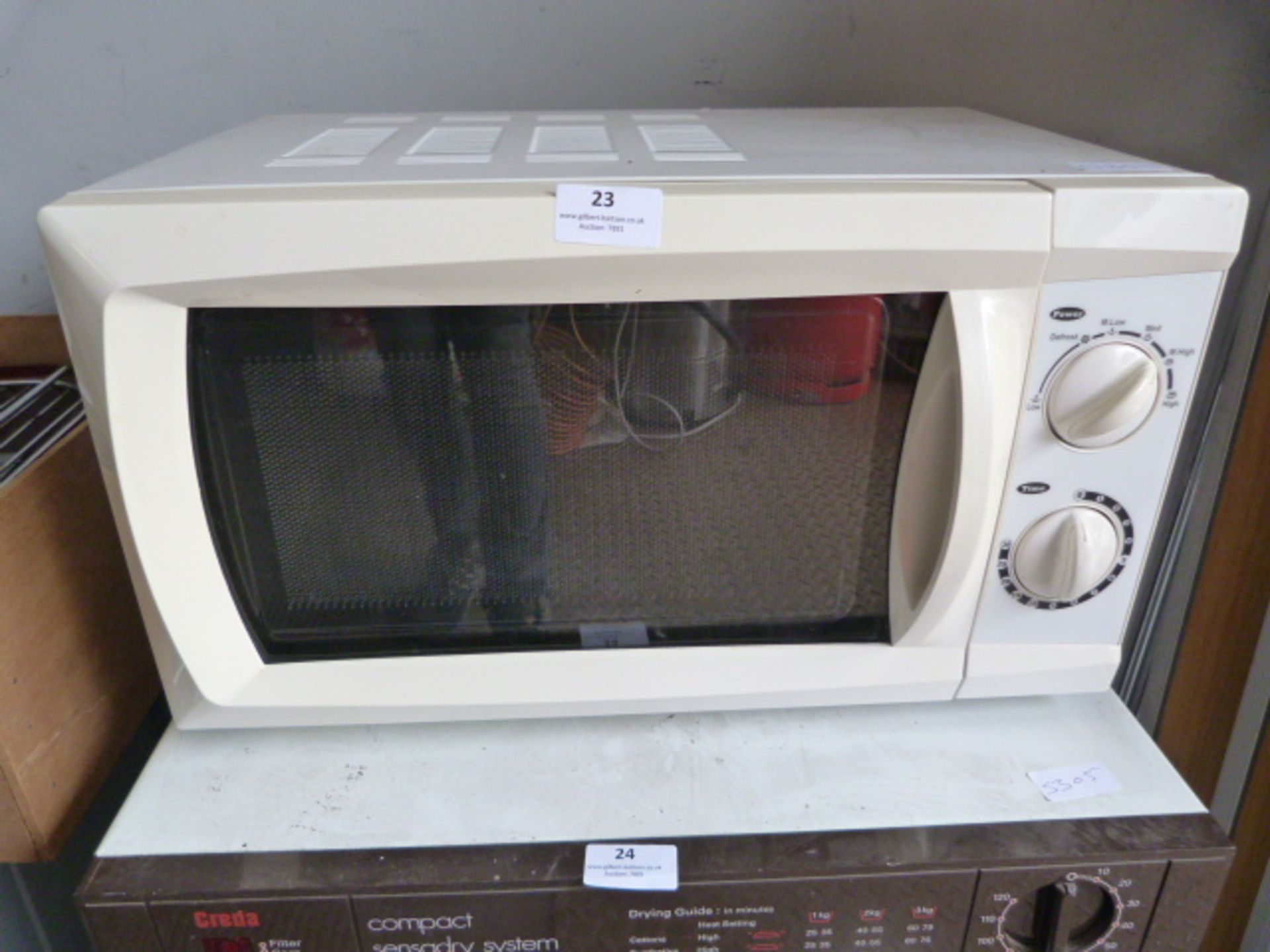 Microwave Oven