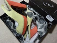 Pair of Ladies High Heel Shoes Size: 40 (Yellow)