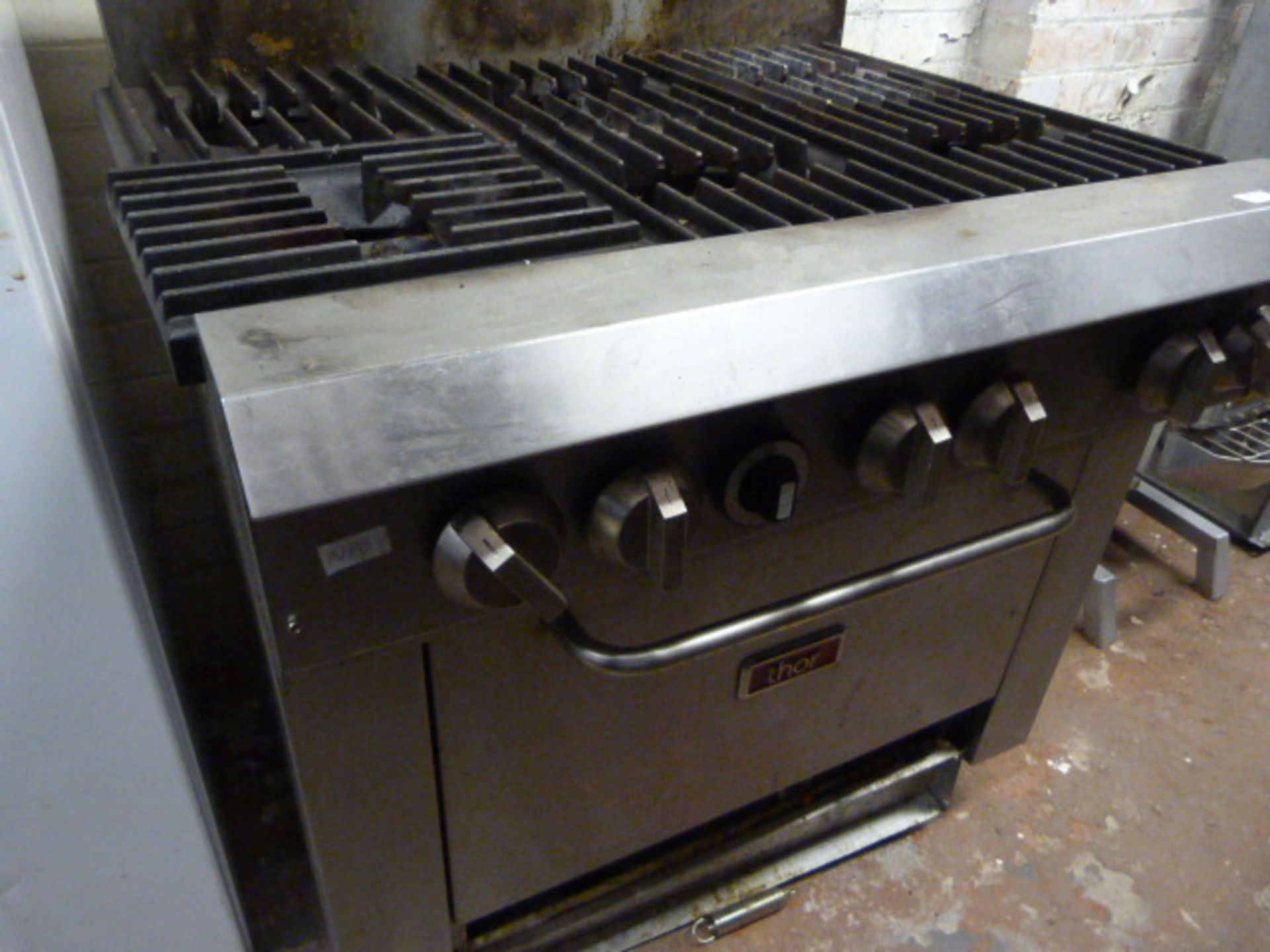 *Stainless Steel Six Burner Cooker over Oven