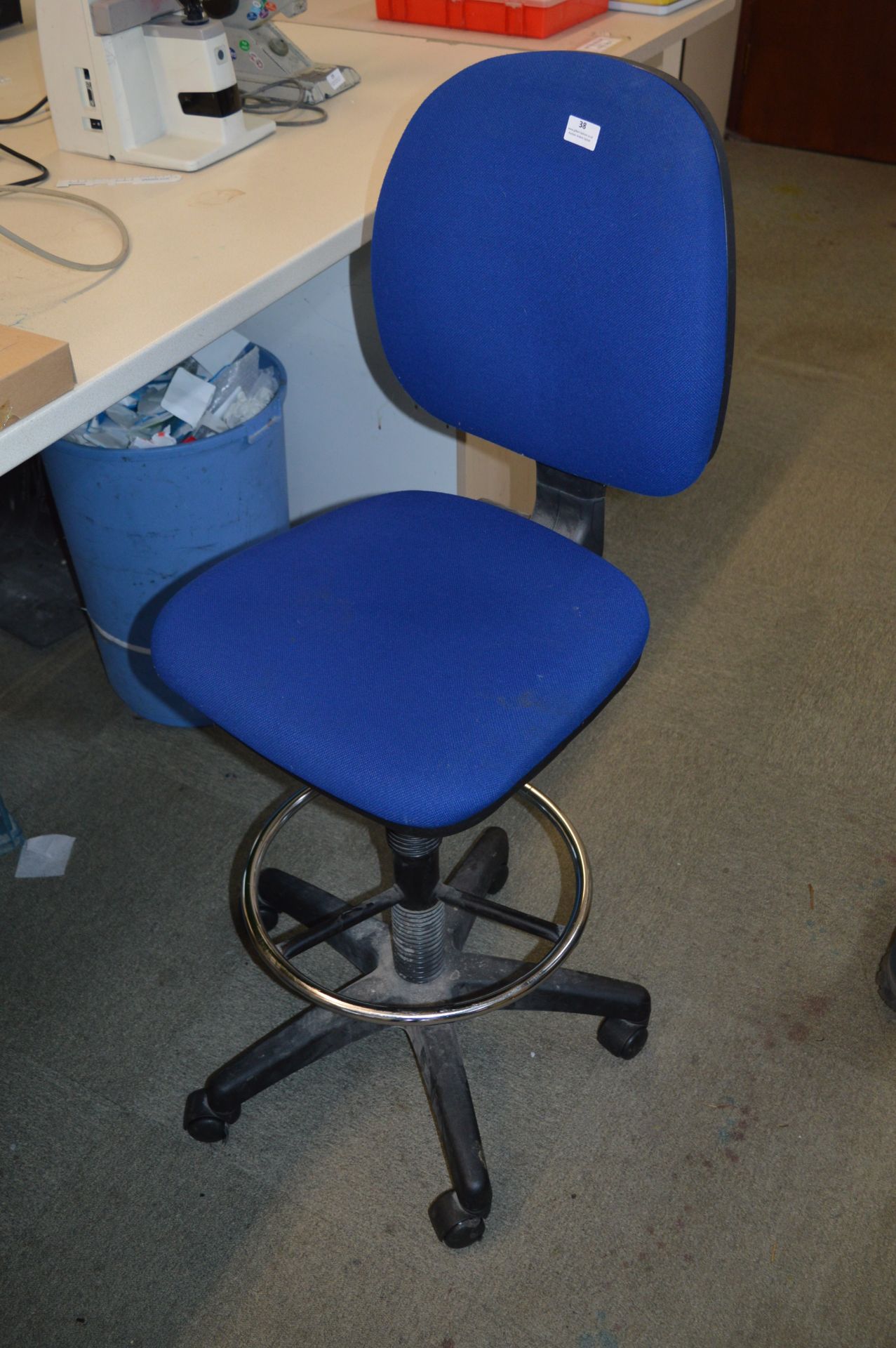 *Draftsman's Gas Lift Swivel Chair (Blue)