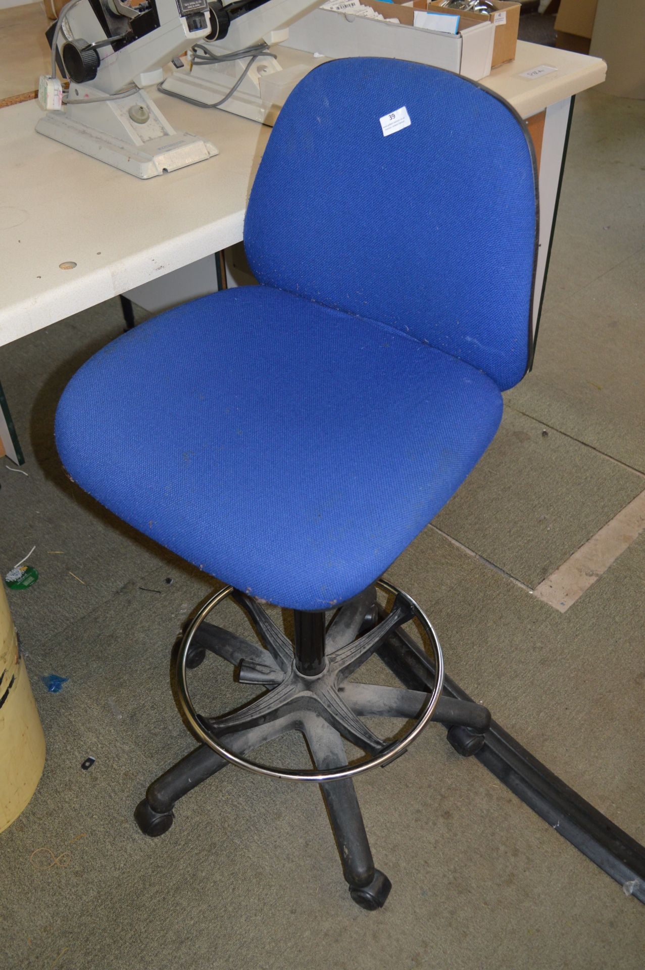 *Draftsman's Gas Lift Swivel Chair (Blue)