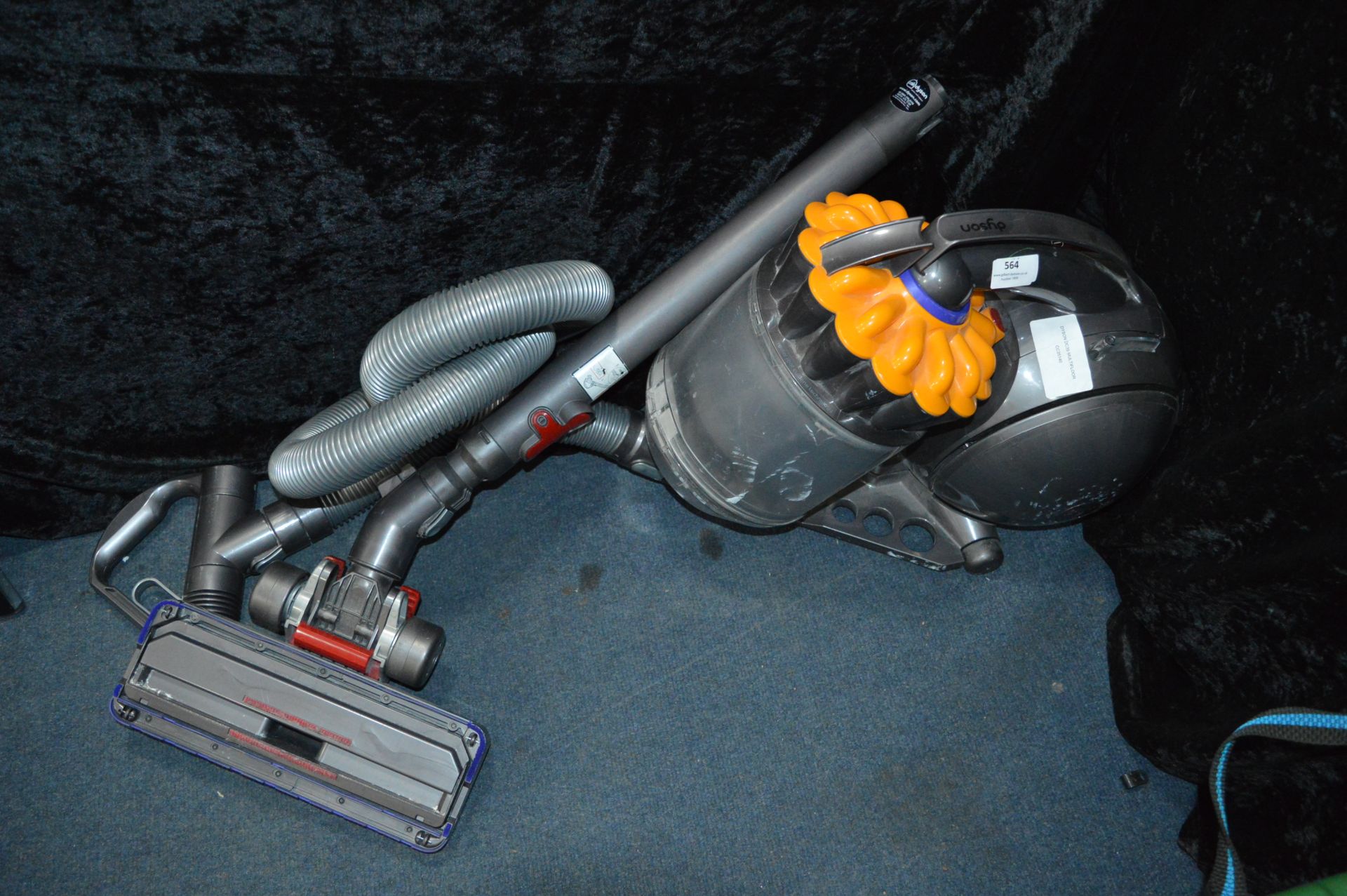 *Dyson DC39 Multifloor Vacuum