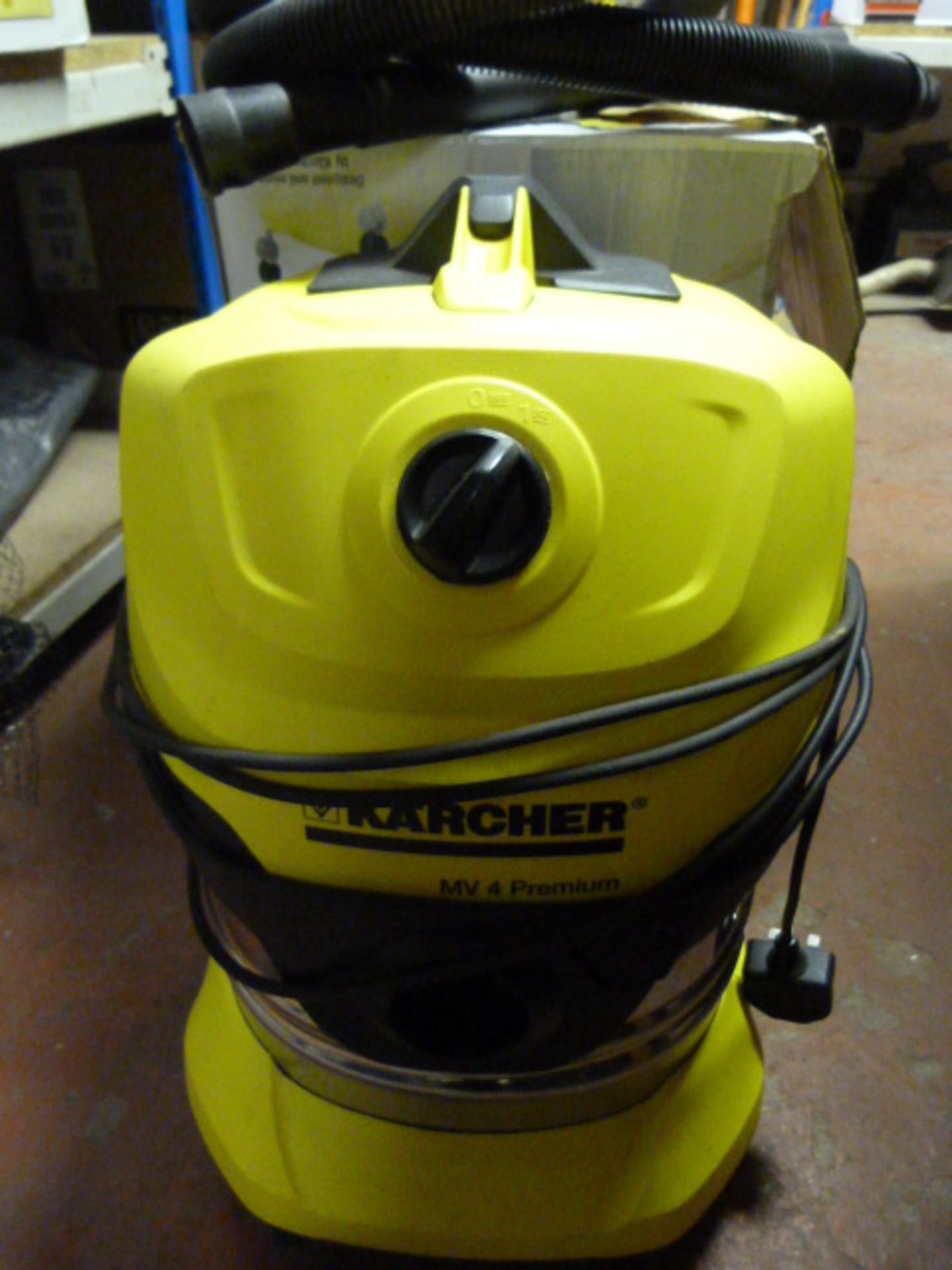 Karcher MV4 Premium Vacuum Cleaner