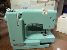 Mini Sewing Machine (Green)