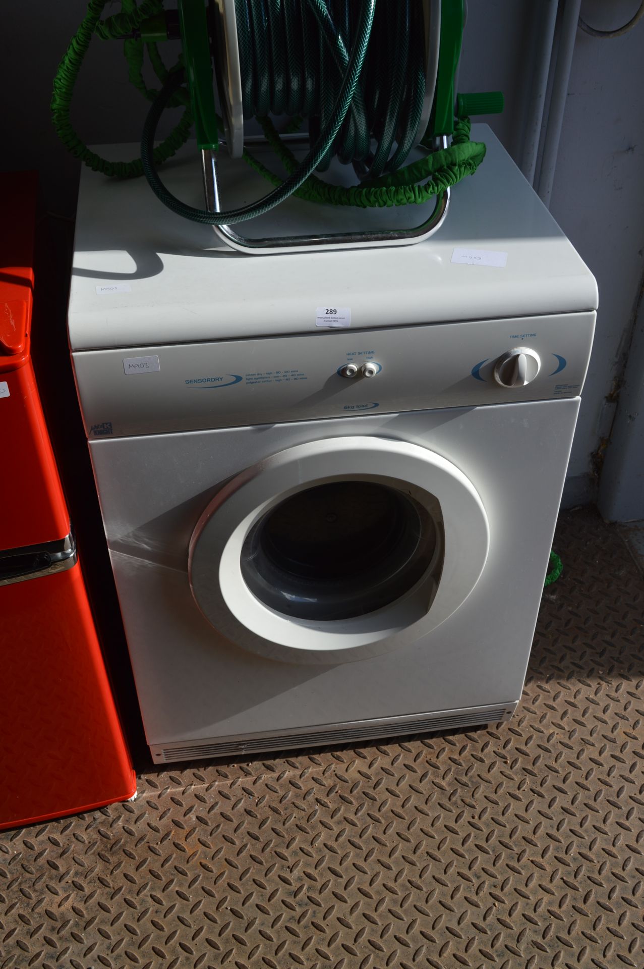 White Knight 6kg Dryer