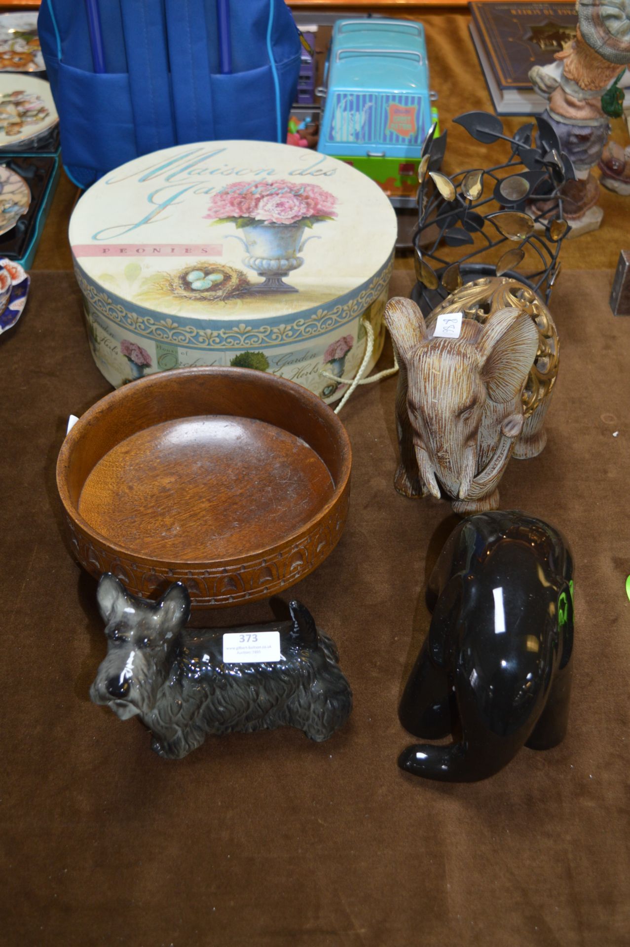 Stationery Giftbox, Wooden Fruit Bowl, Pottery Dog
