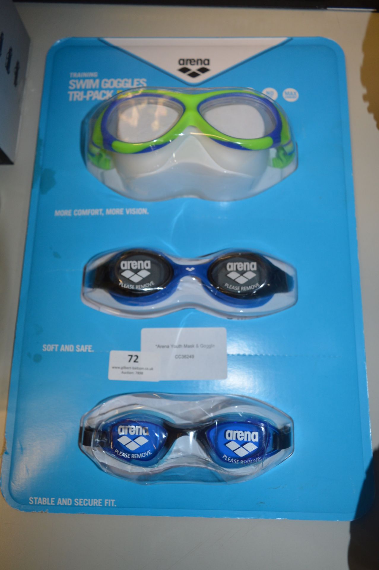 *Arena Youth Mask & Goggles Set