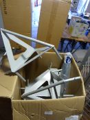 *Box of Triangular Metal Frames