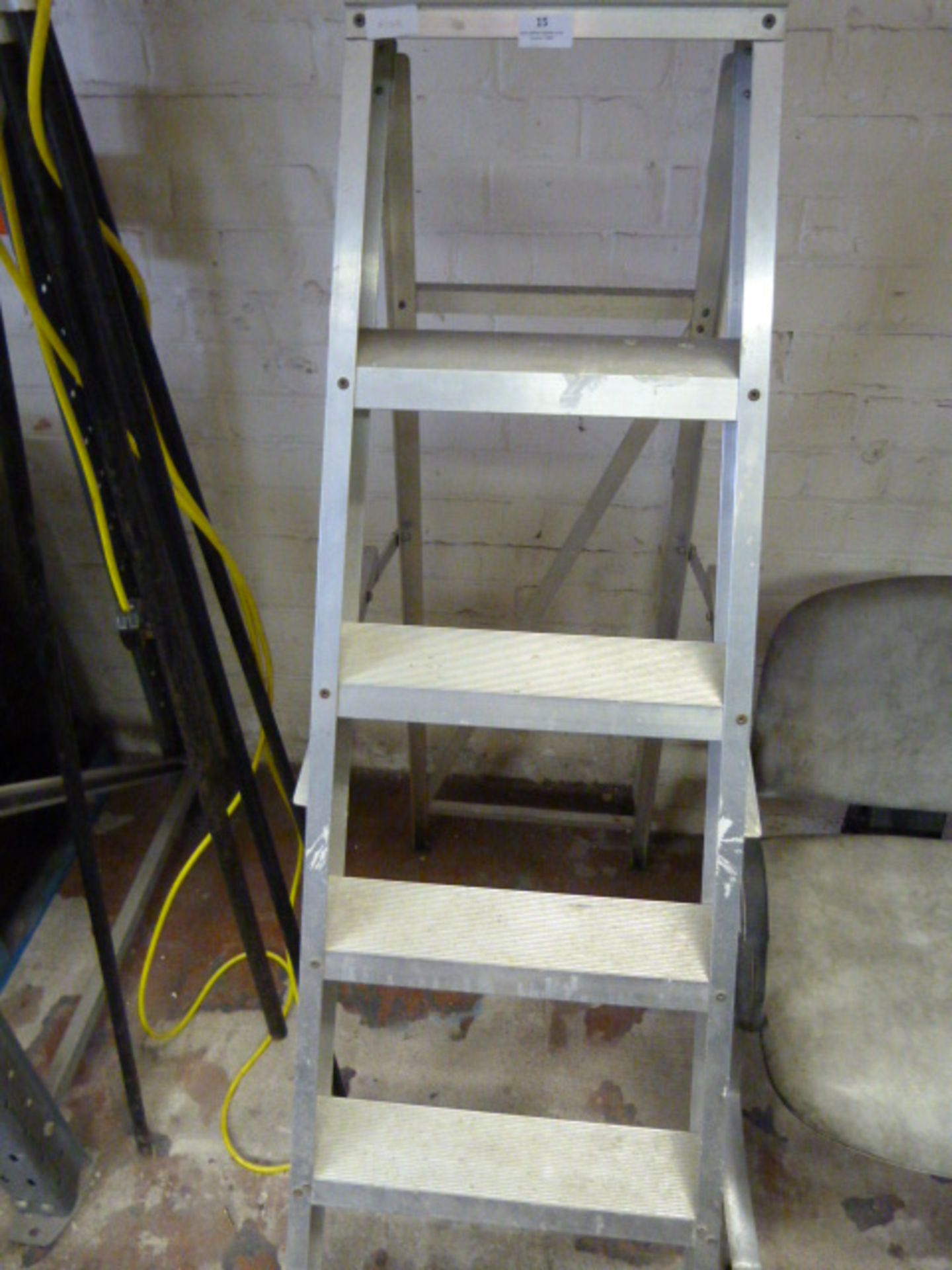 Ramsey Ladder Five Tread Aluminium Steps