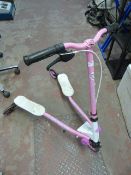 Fliker II Three Wheel Scooter (Pink)