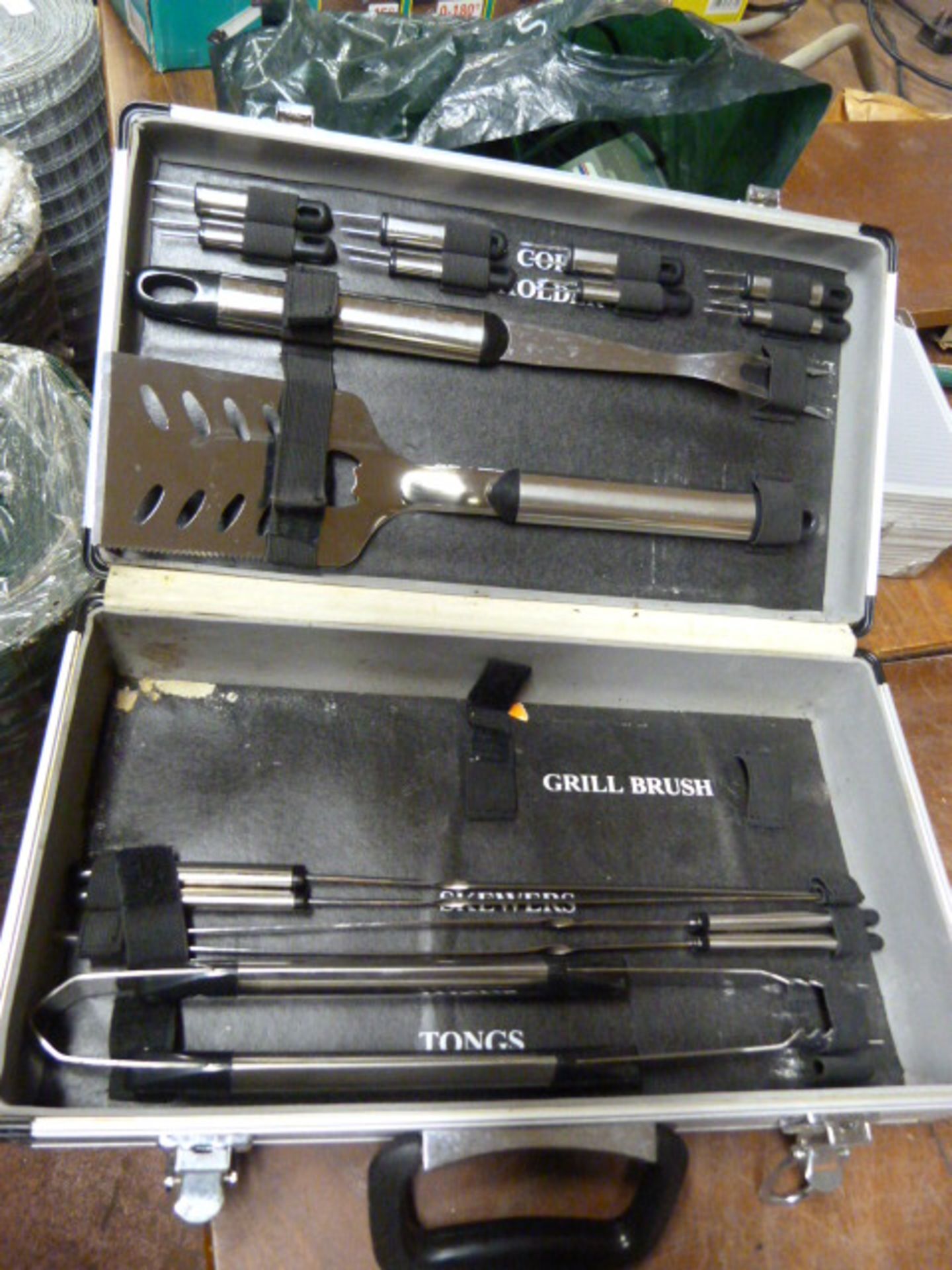 Kitchen Utensils; Spatula, Tongs, Skewers, etc