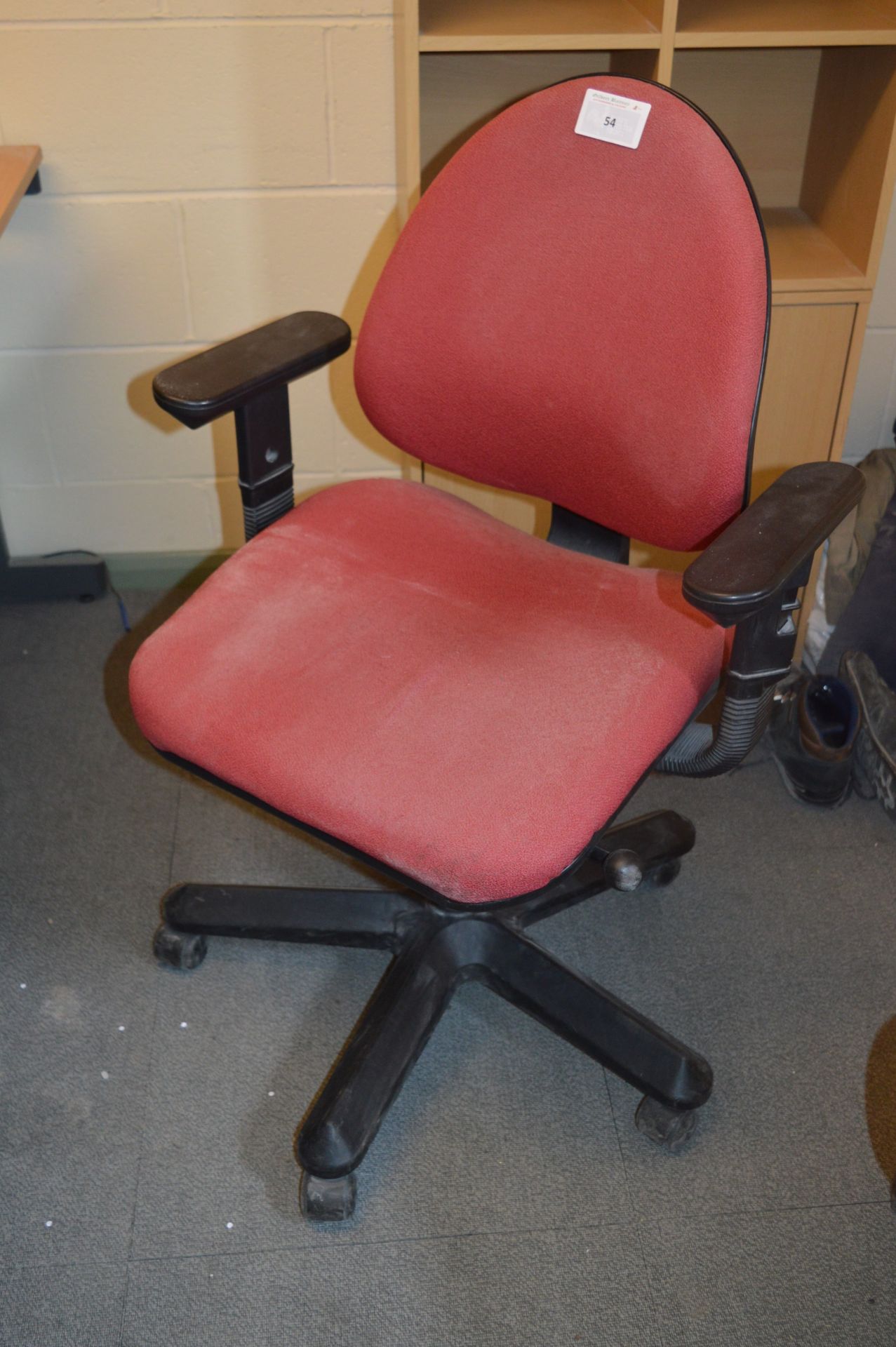 *Typists Gaslift Swivel Chair (Red)