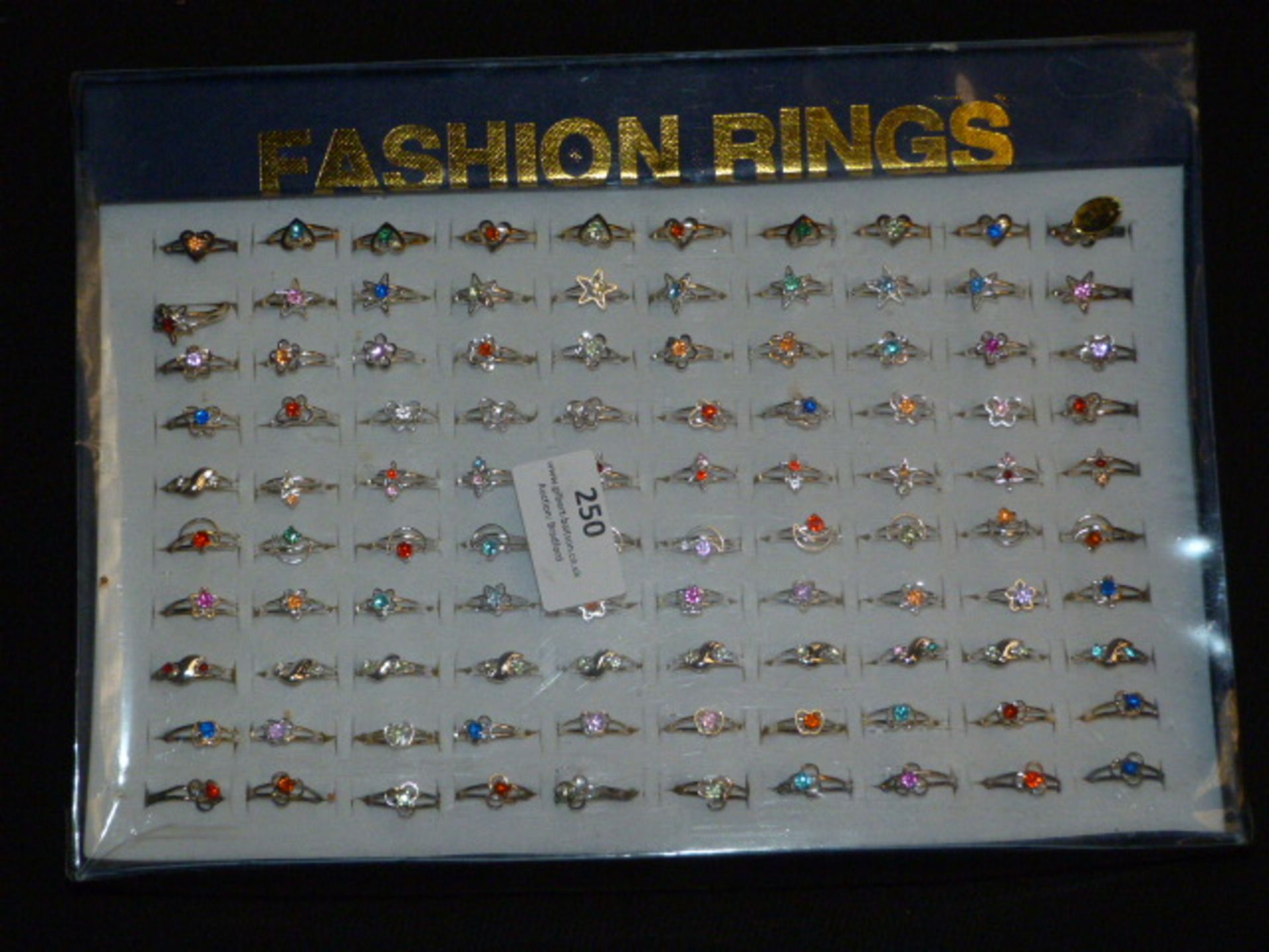 Tray Containing 100 Assorted Fashion Ring