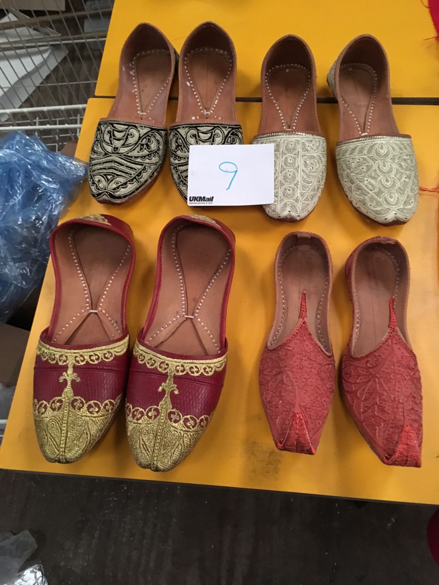 Box Containing Four Pairs of Asian Style Shoes (Assorted Colourways and Sizes)