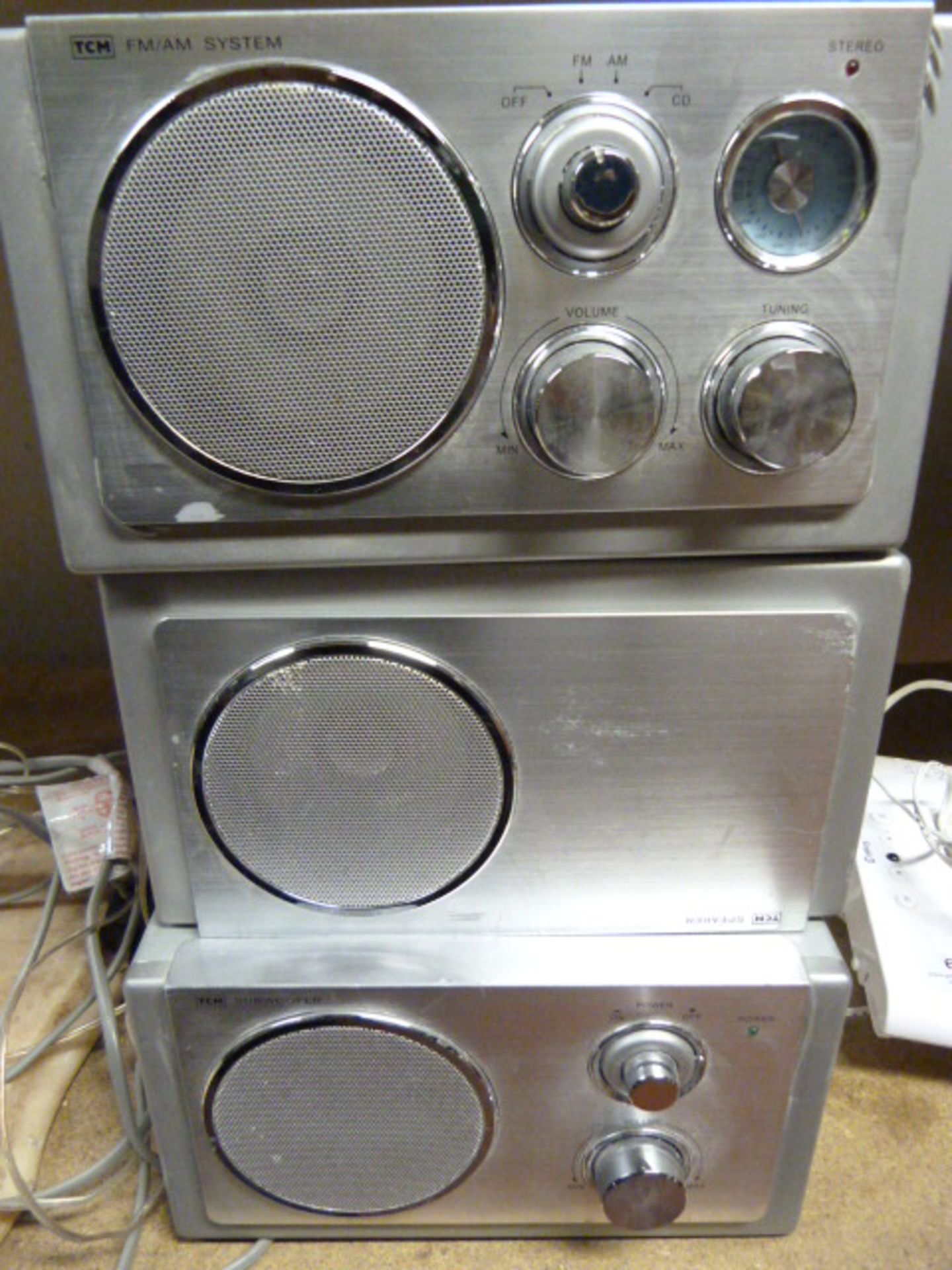 TCM FM/AM System with Speaker and Subwoofer