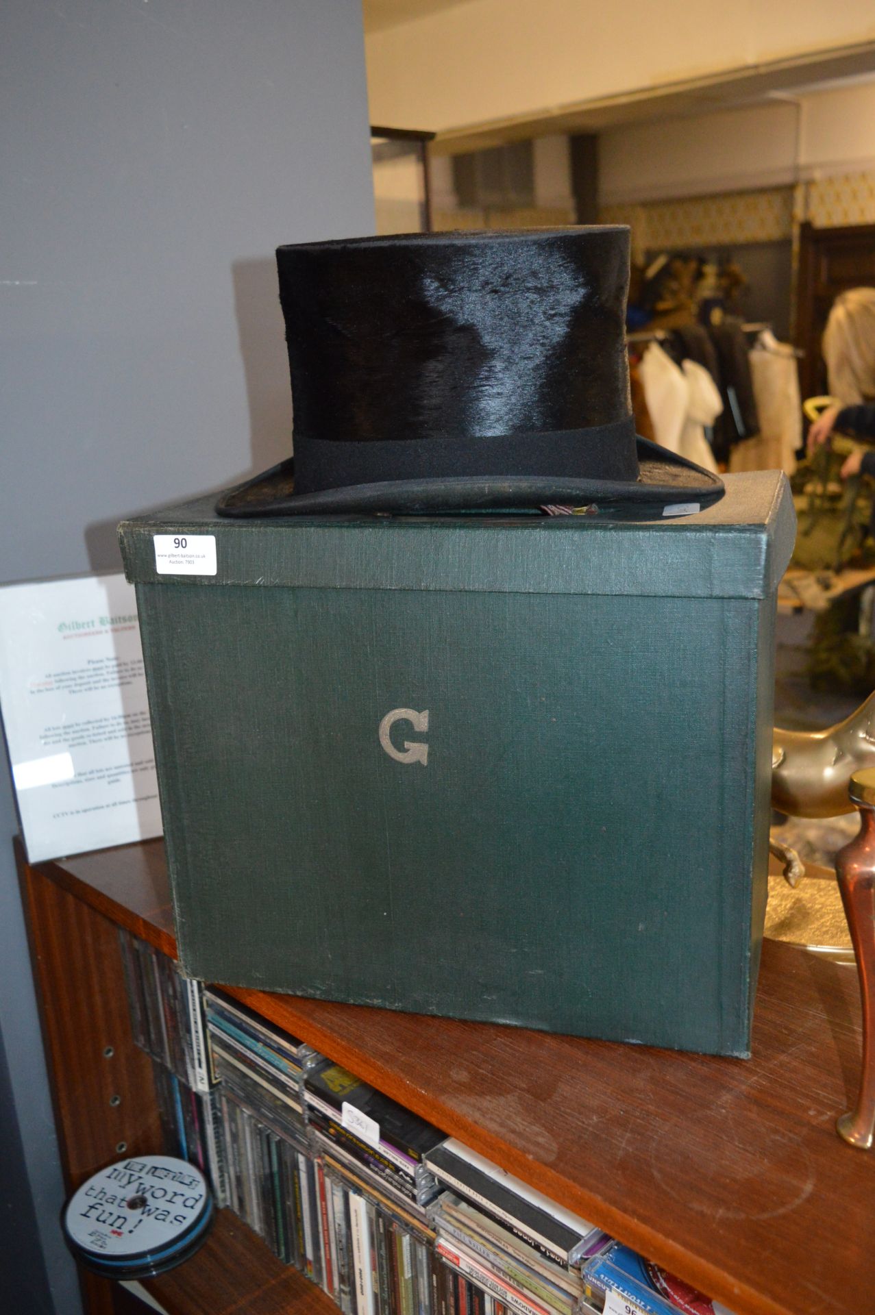 Dunn & Co Top Hat with Box
