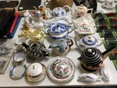 Collection of Decorative Teapots and Tea Ware Incl