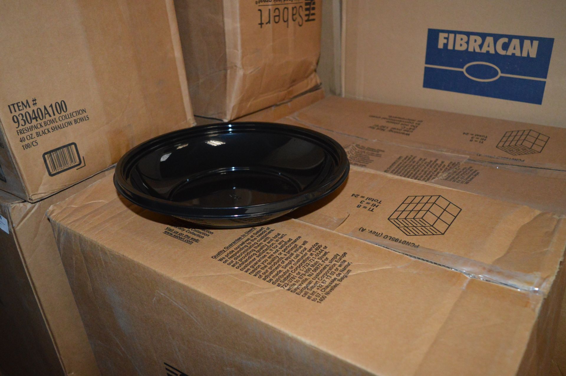 Two Boxes Containing 100 Sabert 40oz Circular Disposable Bowls