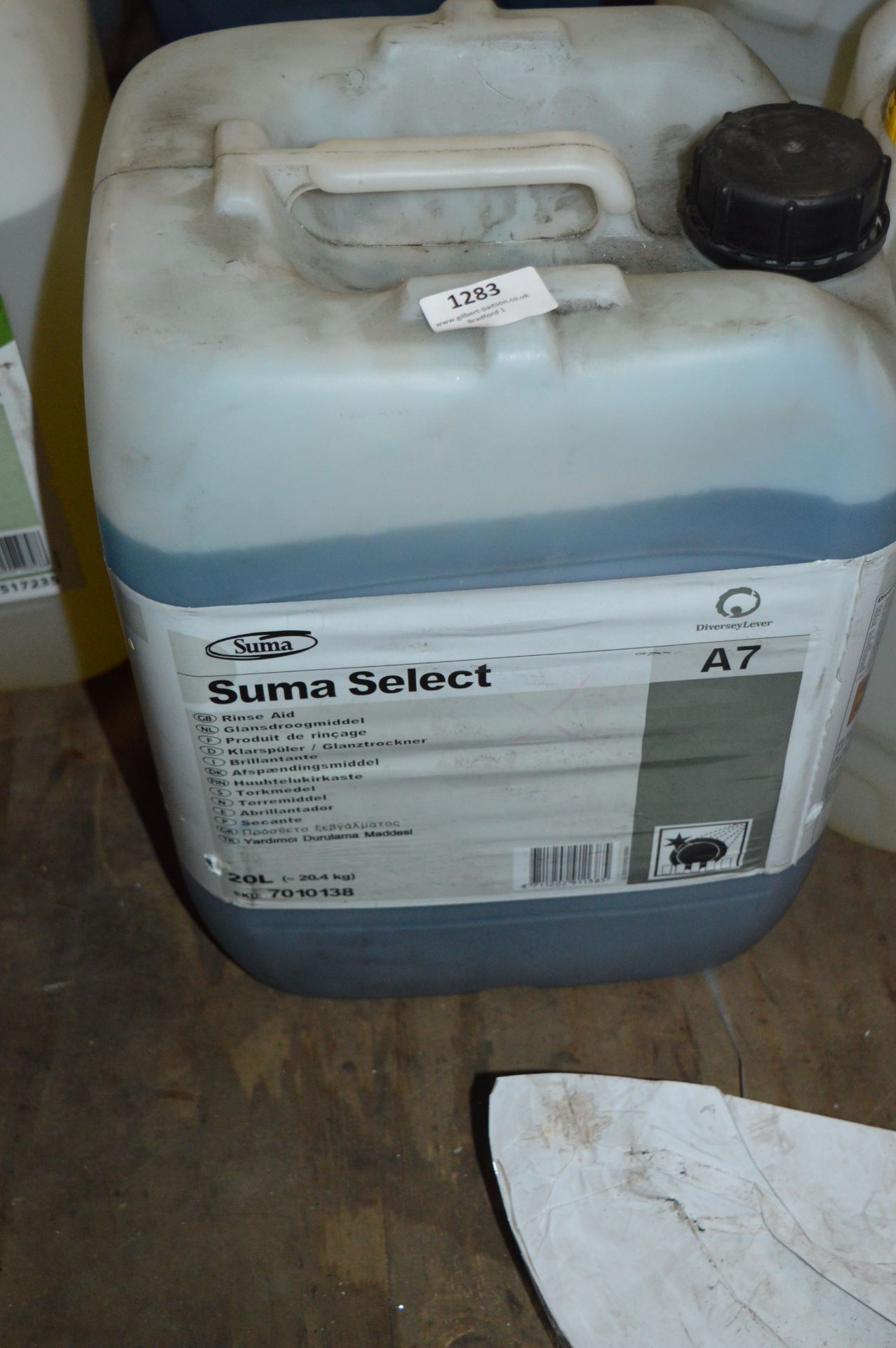 1x20L of Suma Select Cleaner