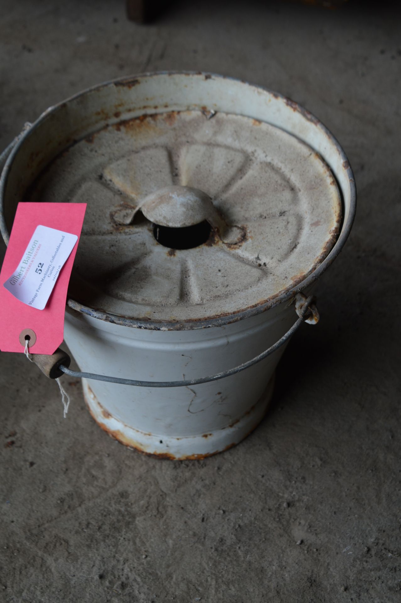 Enamel Bucket with Lid