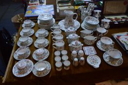 Quantity of Minton Haddon Hall Dinner and Tea Ware