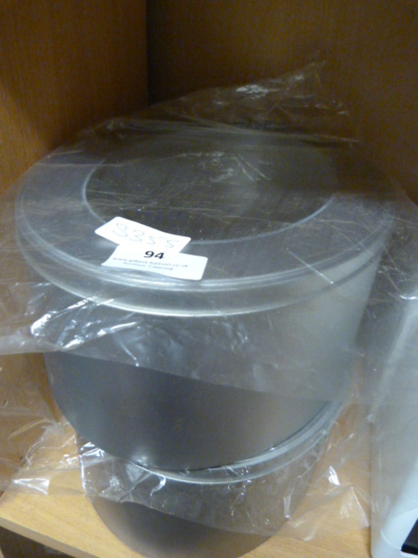 Two Cake Tins with Transparent Lids